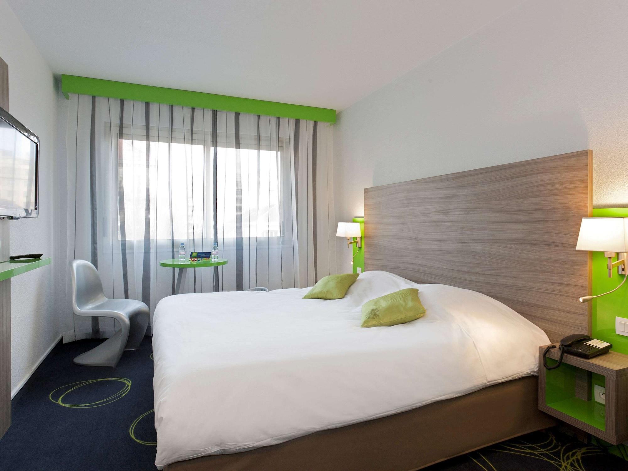 Готель Ibis Styles Grenoble Centre Gare Екстер'єр фото
