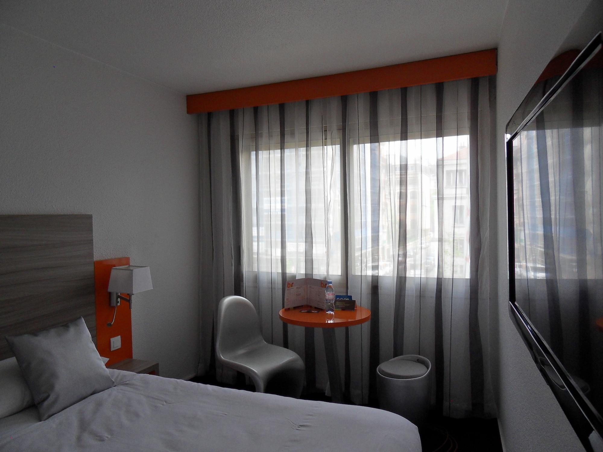 Готель Ibis Styles Grenoble Centre Gare Екстер'єр фото