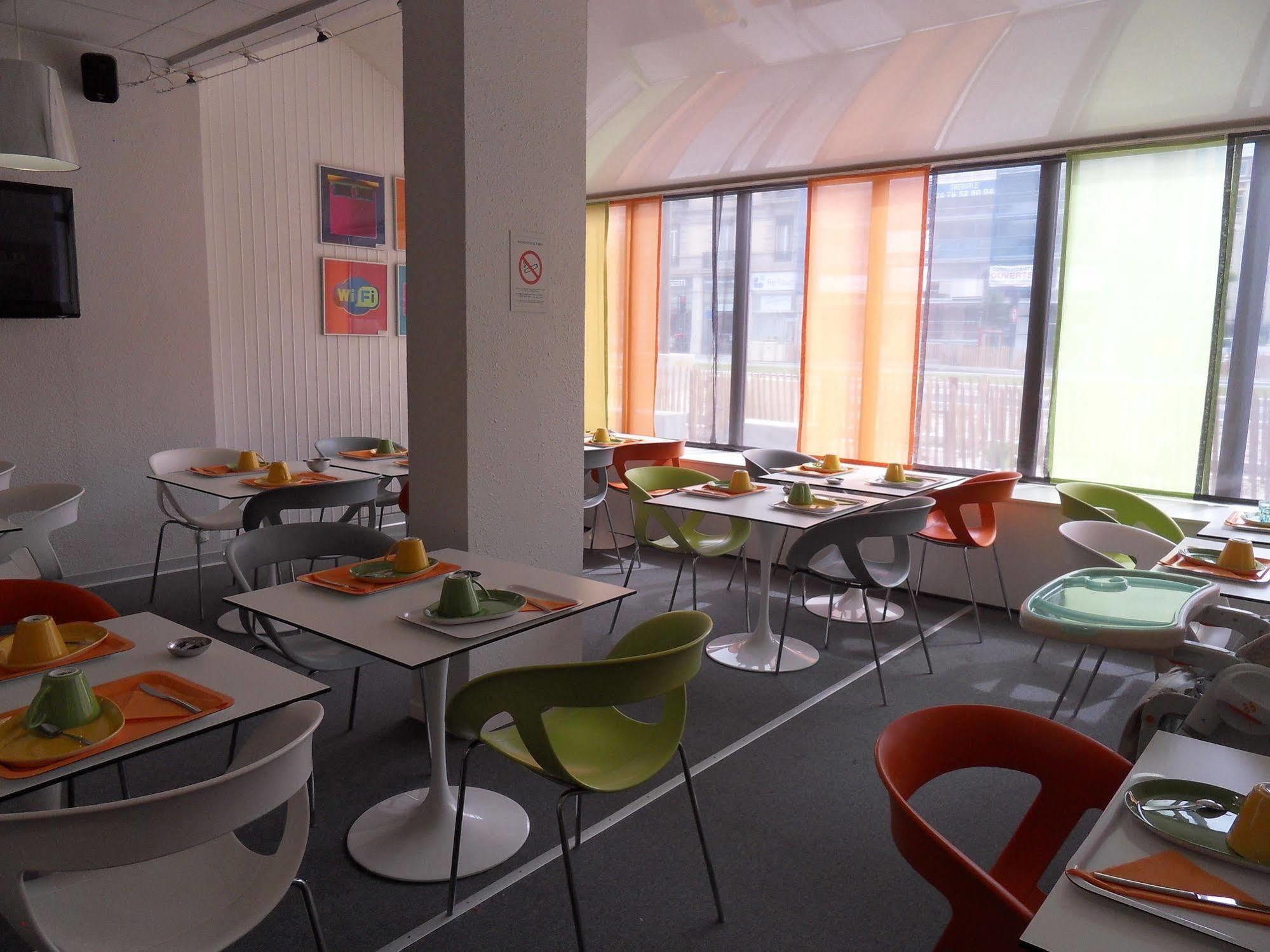 Готель Ibis Styles Grenoble Centre Gare Екстер'єр фото